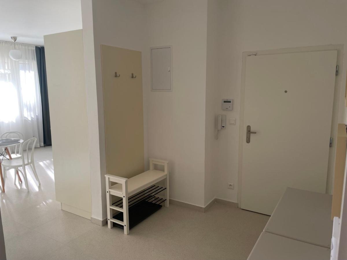 Skau Dunajska Family Two Bedroom Apartment Old Town Pressburg Exterior foto