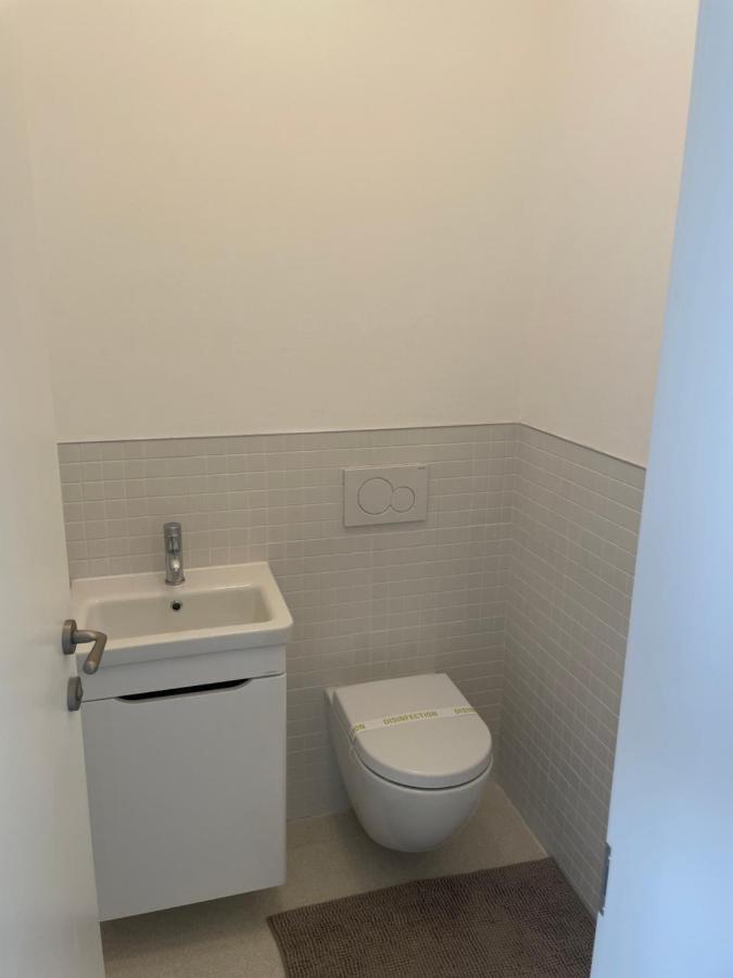 Skau Dunajska Family Two Bedroom Apartment Old Town Pressburg Exterior foto